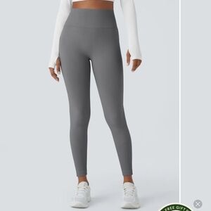 NWT Halara Seamless Flow Tummy Control Butt Lifting Yoga 3/4 Legging Sz. XS